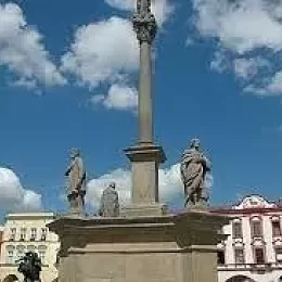 Column with a statue of the Virgin Mary and a fountain (plague column)