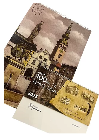Nástěnné a&nbsp;stolní kalendáře města Nový Jičín za zvýhodněnou cenu!