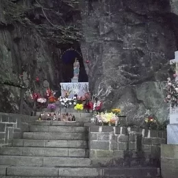 Panna Maria ve skále