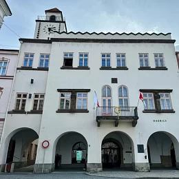 Emblems of the Jesuit Order and the town of Nový Jičín from 1661